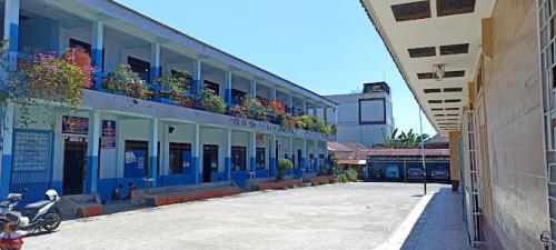 Xaverius Pagar Alam Junior High School, Private School | We provide Indonesia infrastructure map on various property sectors and data. Access property listings, infrastructure developments, news, and valuable transaction data for informed decisions.