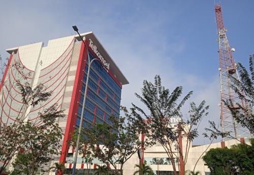 DC NeuCentrIX Pekanbaru, Data Center | We provide Indonesia infrastructure map on various property sectors and data. Access property listings, infrastructure developments, news, and valuable transaction data for informed decisions.