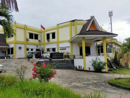 Lancang Kuning Hospital, Hospital | We provide Indonesia infrastructure map on various property sectors and data. Access property listings, infrastructure developments, news, and valuable transaction data for informed decisions.