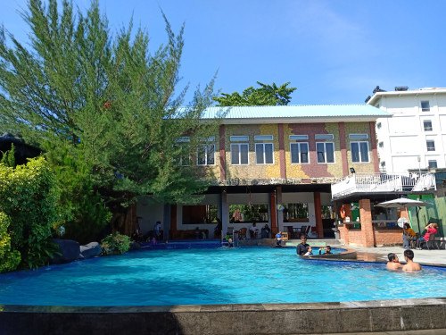 Completed hotel | We provide Indonesia infrastructure map on various property sectors and data. Access property listings, infrastructure developments, news, and valuable transaction data for informed decisions.