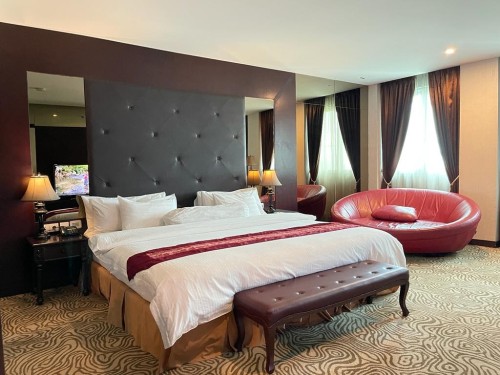 Completed hotel, Tribersa QQ | We provide Indonesia infrastructure map on various property sectors and data. Access property listings, infrastructure developments, news, and valuable transaction data for informed decisions.