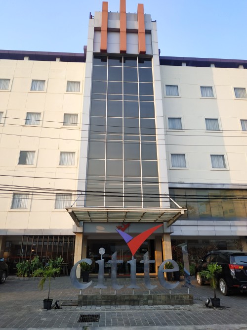 Completed hotel | We provide Indonesia infrastructure map on various property sectors and data. Access property listings, infrastructure developments, news, and valuable transaction data for informed decisions.