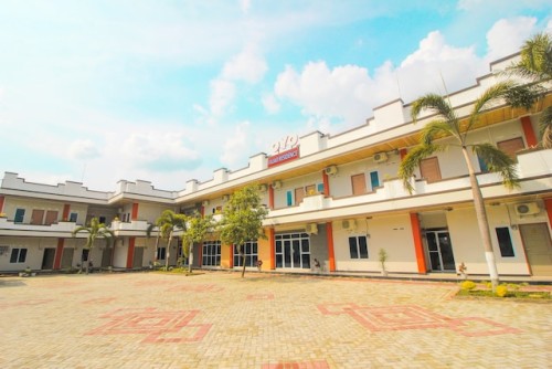 Completed hotel | We provide Indonesia infrastructure map on various property sectors and data. Access property listings, infrastructure developments, news, and valuable transaction data for informed decisions.