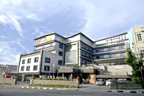 Completed hotel, Azana  Hotel and Resorts | We provide Indonesia infrastructure map on various property sectors and data. Access property listings, infrastructure developments, news, and valuable transaction data for informed decisions.