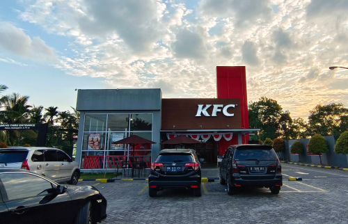 KFC Rumbai Pekanbaru, Stand Alone Retail | We provide Indonesia infrastructure map on various property sectors and data. Access property listings, infrastructure developments, news, and valuable transaction data for informed decisions.
