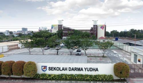 Darma Yudha Elementary School, Private School | We provide Indonesia infrastructure map on various property sectors and data. Access property listings, infrastructure developments, news, and valuable transaction data for informed decisions.