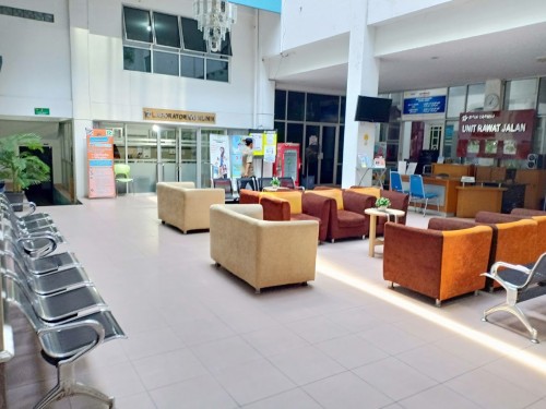 Yasmin Mother and Child Hospital Palangkaraya, Hospital | We provide Indonesia infrastructure map on various property sectors and data. Access property listings, infrastructure developments, news, and valuable transaction data for informed decisions.
