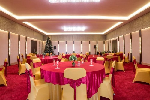 Completed hotel | We provide Indonesia infrastructure map on various property sectors and data. Access property listings, infrastructure developments, news, and valuable transaction data for informed decisions.