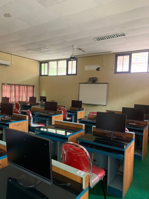 Palangkaraya University, University | We provide Indonesia infrastructure map on various property sectors and data. Access property listings, infrastructure developments, news, and valuable transaction data for informed decisions.