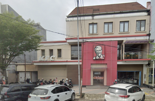 KFC Palopo (Manennungeng), Stand Alone Retail | We provide Indonesia infrastructure map on various property sectors and data. Access property listings, infrastructure developments, news, and valuable transaction data for informed decisions.