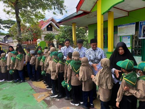 Mumahammadiyah 1 Elementary School, Private School | We provide Indonesia infrastructure map on various property sectors and data. Access property listings, infrastructure developments, news, and valuable transaction data for informed decisions.