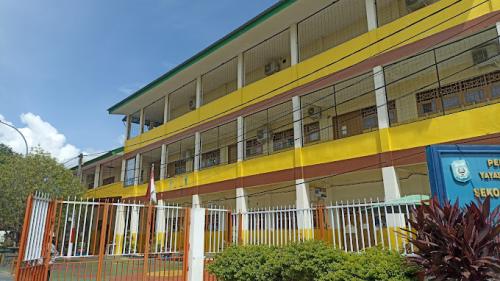 Darussalam Integrated Islamic Elementary School, Private School | We provide Indonesia infrastructure map on various property sectors and data. Access property listings, infrastructure developments, news, and valuable transaction data for informed decisions.