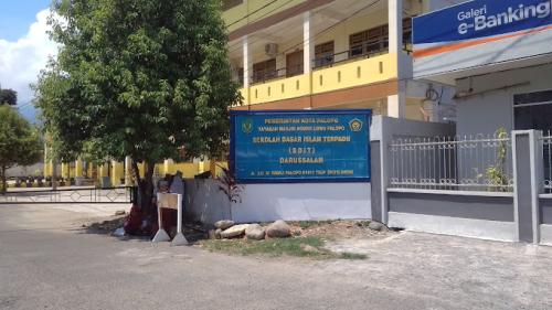Darussalam Integrated Islamic Elementary School, Private School | We provide Indonesia infrastructure map on various property sectors and data. Access property listings, infrastructure developments, news, and valuable transaction data for informed decisions.