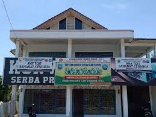 Tahfidzul Quran Sahabat Cendikia Integrated Islamic High School, Private School | We provide Indonesia infrastructure map on various property sectors and data. Access property listings, infrastructure developments, news, and valuable transaction data for informed decisions.