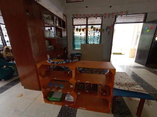 Zam-zam Kindergarten, Private School | We provide Indonesia infrastructure map on various property sectors and data. Access property listings, infrastructure developments, news, and valuable transaction data for informed decisions.