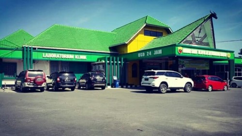 Grade IV 01.07.01 Hospital, Hospital | We provide Indonesia infrastructure map on various property sectors and data. Access property listings, infrastructure developments, news, and valuable transaction data for informed decisions.