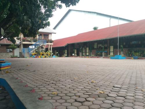 RK 7 Elementary School, Private School | We provide Indonesia infrastructure map on various property sectors and data. Access property listings, infrastructure developments, news, and valuable transaction data for informed decisions.