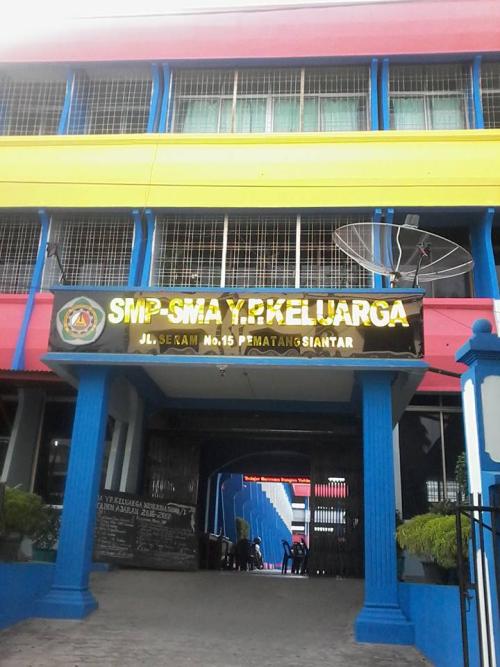 Yayasan Perguruan Keluarga Junior High School, Private School | We provide Indonesia infrastructure map on various property sectors and data. Access property listings, infrastructure developments, news, and valuable transaction data for informed decisions.