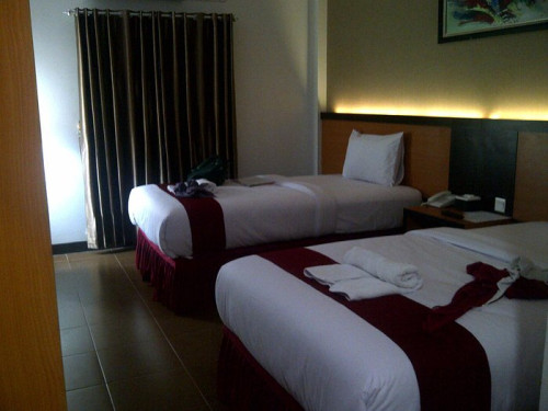 Completed hotel | We provide Indonesia infrastructure map on various property sectors and data. Access property listings, infrastructure developments, news, and valuable transaction data for informed decisions.