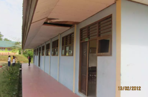 Al Muzzammil Integrated Junior High School, Private School | We provide Indonesia infrastructure map on various property sectors and data. Access property listings, infrastructure developments, news, and valuable transaction data for informed decisions.