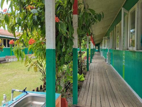 ITCI Sepaku Elementary School, Private School | We provide Indonesia infrastructure map on various property sectors and data. Access property listings, infrastructure developments, news, and valuable transaction data for informed decisions.