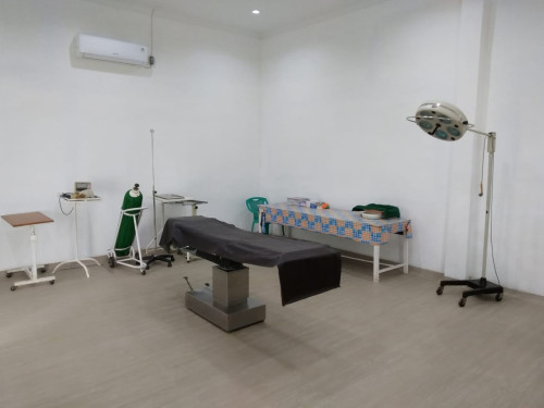 TNI AD Hospital, Hospital | We provide Indonesia infrastructure map on various property sectors and data. Access property listings, infrastructure developments, news, and valuable transaction data for informed decisions.
