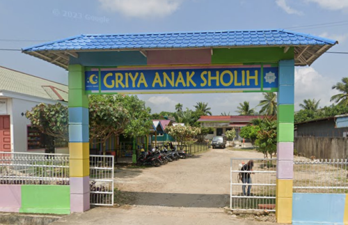 Griya Anak Sholih Kindergarten, Private School | We provide Indonesia infrastructure map on various property sectors and data. Access property listings, infrastructure developments, news, and valuable transaction data for informed decisions.