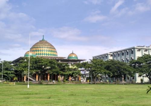 Bayt Al-Hikmah Senior High School Pasuruan, Private School | We provide Indonesia infrastructure map on various property sectors and data. Access property listings, infrastructure developments, news, and valuable transaction data for informed decisions.