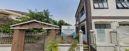 Az-Zahrah Kindergarten Pasuruan, Private School | We provide Indonesia infrastructure map on various property sectors and data. Access property listings, infrastructure developments, news, and valuable transaction data for informed decisions.