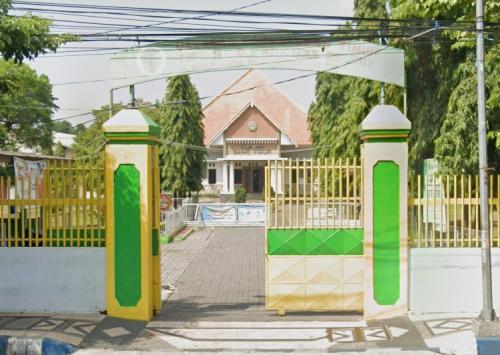Sang Timur Christian Junior High School Pasuruan, Private School | We provide Indonesia infrastructure map on various property sectors and data. Access property listings, infrastructure developments, news, and valuable transaction data for informed decisions.
