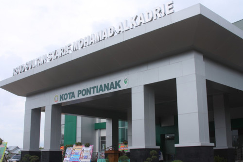 Sultan Syarif Mohamad Alkadrie Regional General Hospital, Hospital | We provide Indonesia infrastructure map on various property sectors and data. Access property listings, infrastructure developments, news, and valuable transaction data for informed decisions.