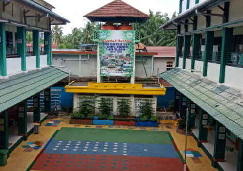 Al Azhar 21 Islamic Kindergarten, Private School | We provide Indonesia infrastructure map on various property sectors and data. Access property listings, infrastructure developments, news, and valuable transaction data for informed decisions.