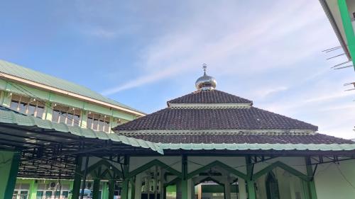 Al Mumtaz Islamic Primary School, Private School | We provide Indonesia infrastructure map on various property sectors and data. Access property listings, infrastructure developments, news, and valuable transaction data for informed decisions.