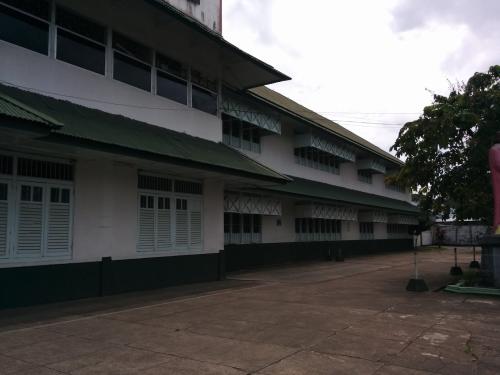 Karya Yosef Primary School, Private School | We provide Indonesia infrastructure map on various property sectors and data. Access property listings, infrastructure developments, news, and valuable transaction data for informed decisions.