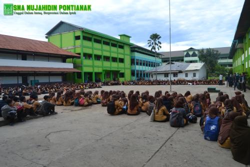 Mujahidin Senior High School, Private School | We provide Indonesia infrastructure map on various property sectors and data. Access property listings, infrastructure developments, news, and valuable transaction data for informed decisions.