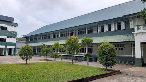 Santu Petrus Junior High School, Private School | We provide Indonesia infrastructure map on various property sectors and data. Access property listings, infrastructure developments, news, and valuable transaction data for informed decisions.