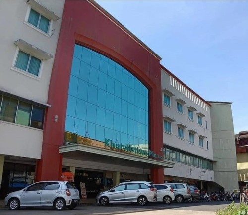 Khatulistiwa Plaza, Strata Retail, Seroja Plaza Developer | We provide Indonesia infrastructure map on various property sectors and data. Access property listings, infrastructure developments, news, and valuable transaction data for informed decisions.
