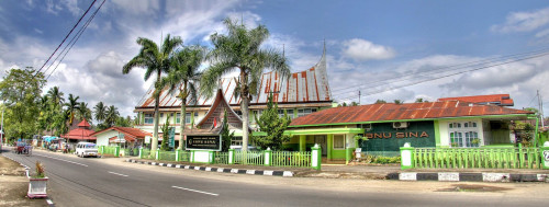 Ibnu Sina Payakumbuh Public Hospital, Hospital | We provide Indonesia infrastructure map on various property sectors and data. Access property listings, infrastructure developments, news, and valuable transaction data for informed decisions.