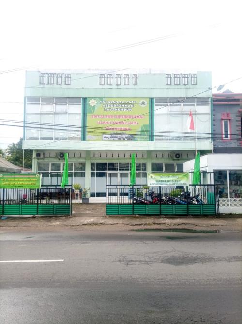 Al Fath International Islamic Elementary School, Private School | We provide Indonesia infrastructure map on various property sectors and data. Access property listings, infrastructure developments, news, and valuable transaction data for informed decisions.