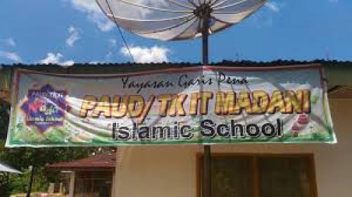 Madani Islamic School Kindergarten, Private School | We provide Indonesia infrastructure map on various property sectors and data. Access property listings, infrastructure developments, news, and valuable transaction data for informed decisions.