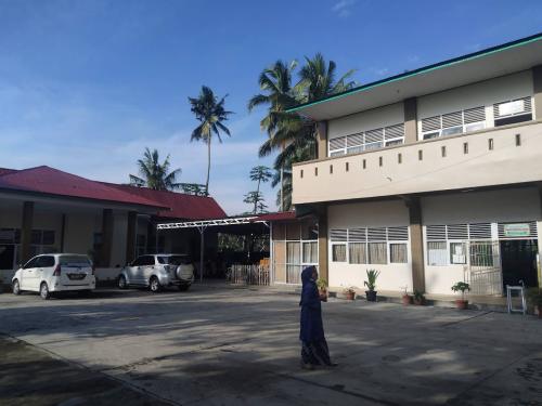 Raudhatul Jannah Senior High School, Private School | We provide Indonesia infrastructure map on various property sectors and data. Access property listings, infrastructure developments, news, and valuable transaction data for informed decisions.