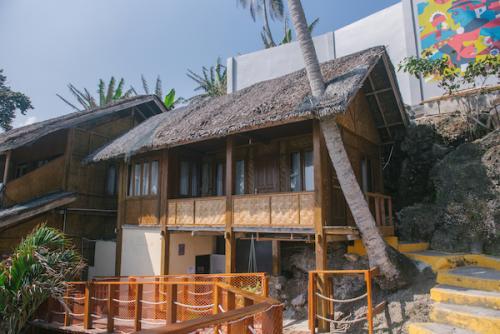 Completed hotel | We provide Indonesia infrastructure map on various property sectors and data. Access property listings, infrastructure developments, news, and valuable transaction data for informed decisions.