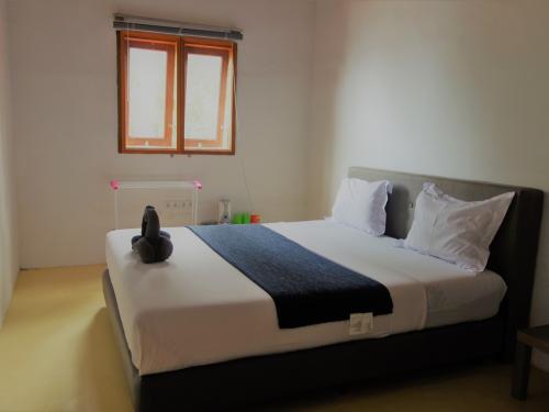 Completed hotel | We provide Indonesia infrastructure map on various property sectors and data. Access property listings, infrastructure developments, news, and valuable transaction data for informed decisions.