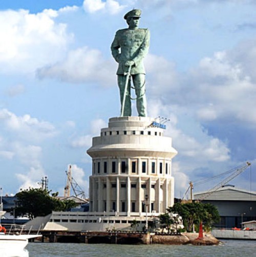 Jalesveva Jayamahe Monument, Landmark | We provide Indonesia infrastructure map on various property sectors and data. Access property listings, infrastructure developments, news, and valuable transaction data for informed decisions.