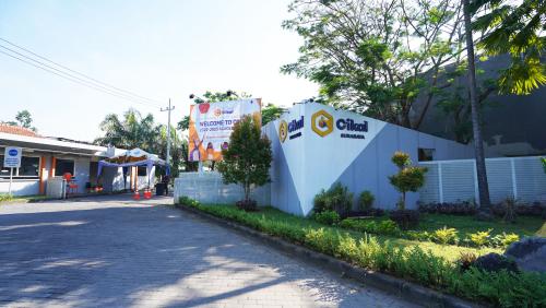 Cikal Junior High School, Private School | We provide Indonesia infrastructure map on various property sectors and data. Access property listings, infrastructure developments, news, and valuable transaction data for informed decisions.