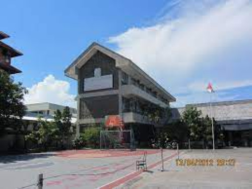 Saint Stanislaus Catholic Senior High School, Private School | We provide Indonesia infrastructure map on various property sectors and data. Access property listings, infrastructure developments, news, and valuable transaction data for informed decisions.