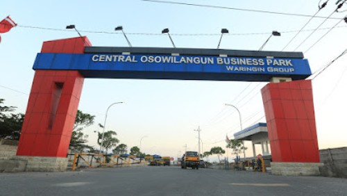 Central Osowilangon Business Park berlokasi di Jl. Tambak Osowilangun, Kecamatan Benowo, Kota Surabaya, Provinsi Jawa Timur. Warehouse ini dikembangkan oleh War...
