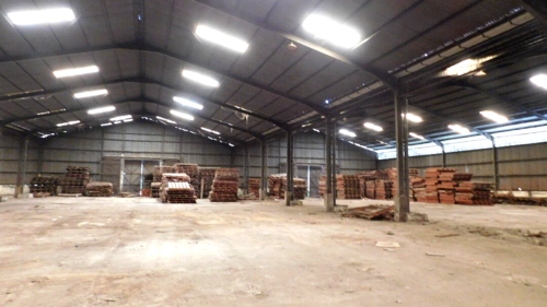 Kalianak Warehouse berlokasi di Jl. Kalianak Barat, Kecamatan Asemrowo, Kota Surabaya, Provinsi Jawa Timur. Warehouse ini dikembangkan oleh Bulog, dengan luas a...