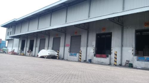 PT. MIF Logistics Surabaya Warehouse Facilities berlokasi di Jl. Tj. Tembaga, Kecamatan Krembangan, Kota Surabaya, Provinsi Jawa Timur. Warehouse ini dikembangk...