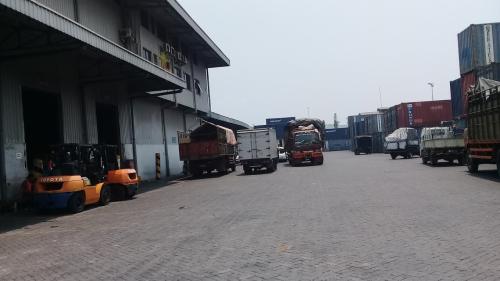 PT. MIF Logistics Surabaya Warehouse Facilities berlokasi di Jl. Tj. Tembaga, Kecamatan Krembangan, Kota Surabaya, Provinsi Jawa Timur. Warehouse ini dikembangk...